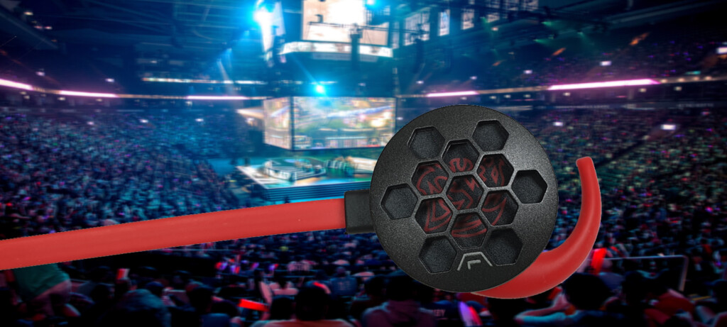 Tt eSPORTS Isurus Pro borító