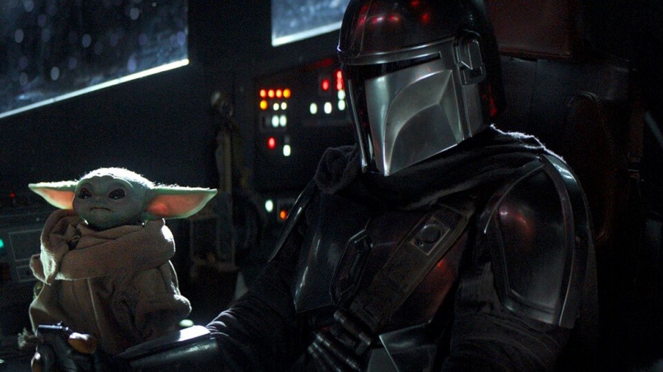 Baby Yoda and Mando