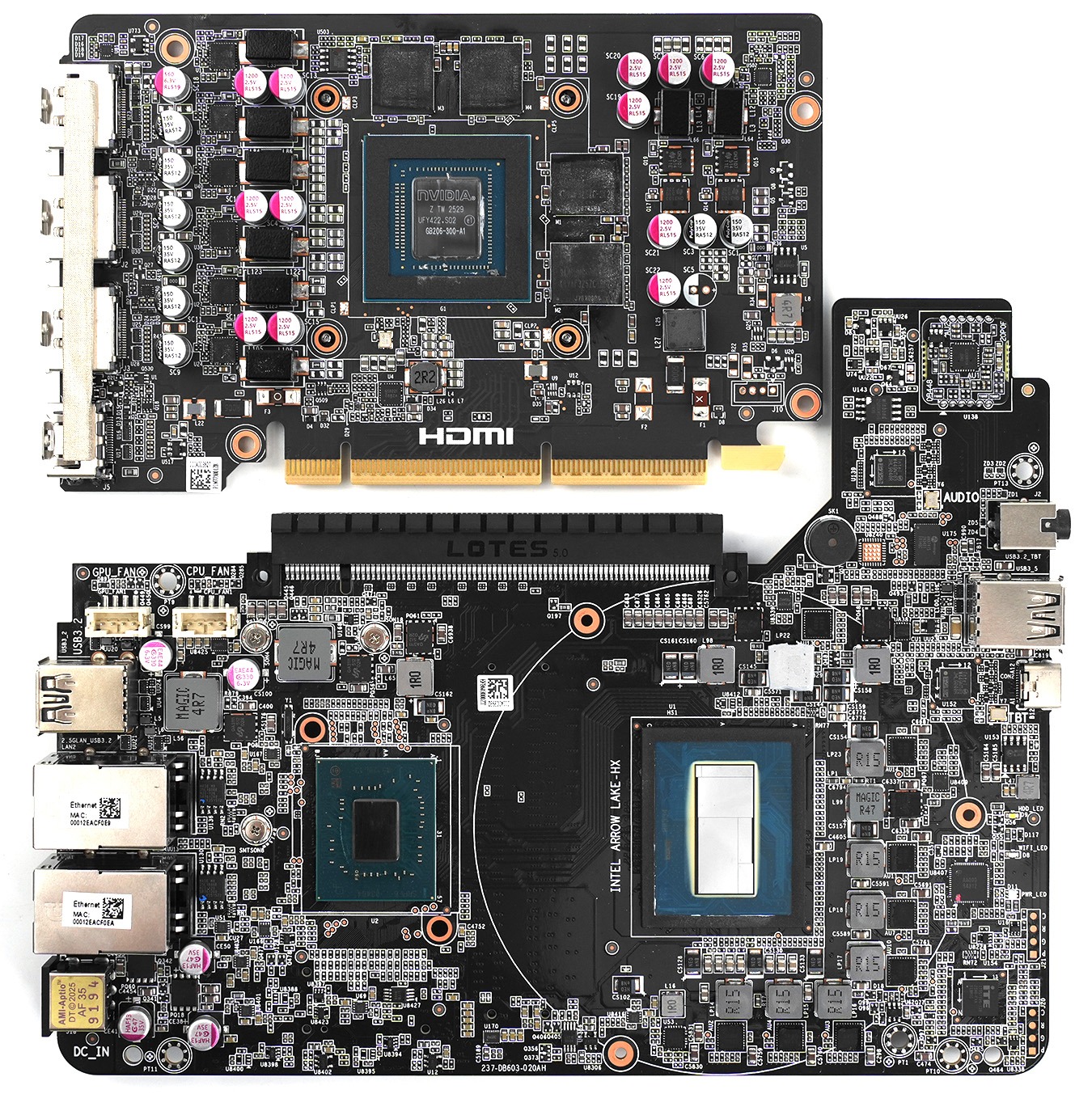 Ezen az Nvidia RTX 5060 Ti nyomtatott áramkörön hiába keresed a tápcsatlakozót