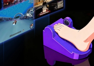 Kell egy szabad kéz - vagy kettő? Itt a lábbillentyűzet, egy csomó játéknál bevetheted